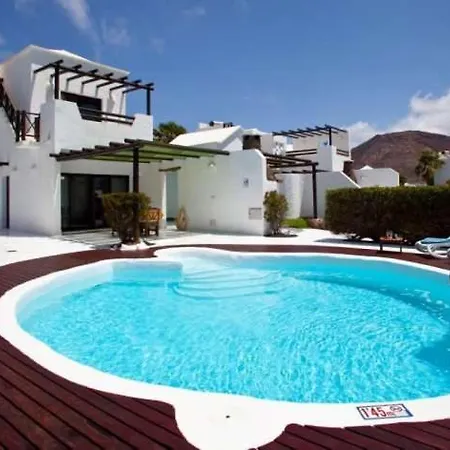 Playa Blanca Sleeps 8 Pool Wifi Apartamento